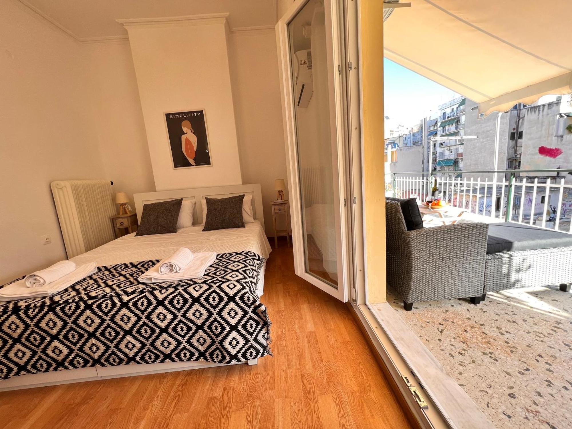 στο κέντρο της αθήνας Apartment *